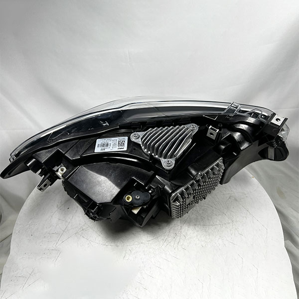 BMW-F22 LED-5